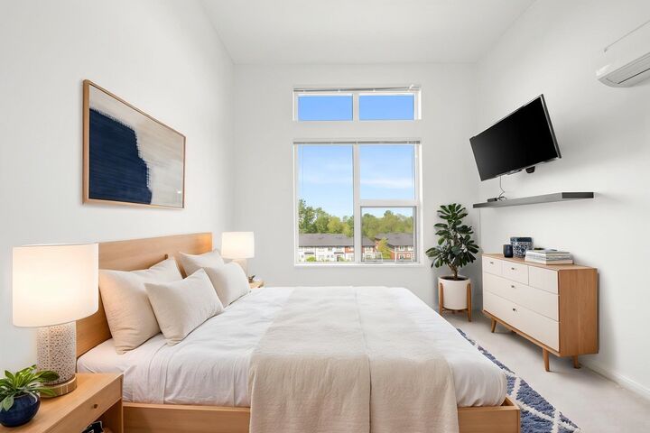 Property Photo:  9311 Alexandra Road 518  BC V6X 0L8 