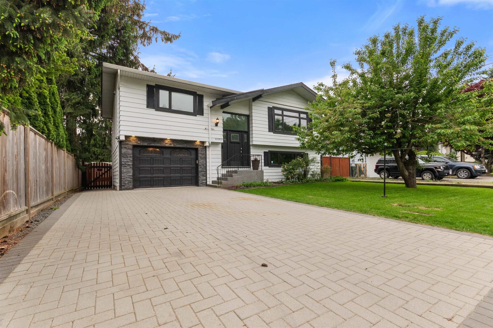 Property Photo:  45282 South Sumas Road  BC V2R 1R7 