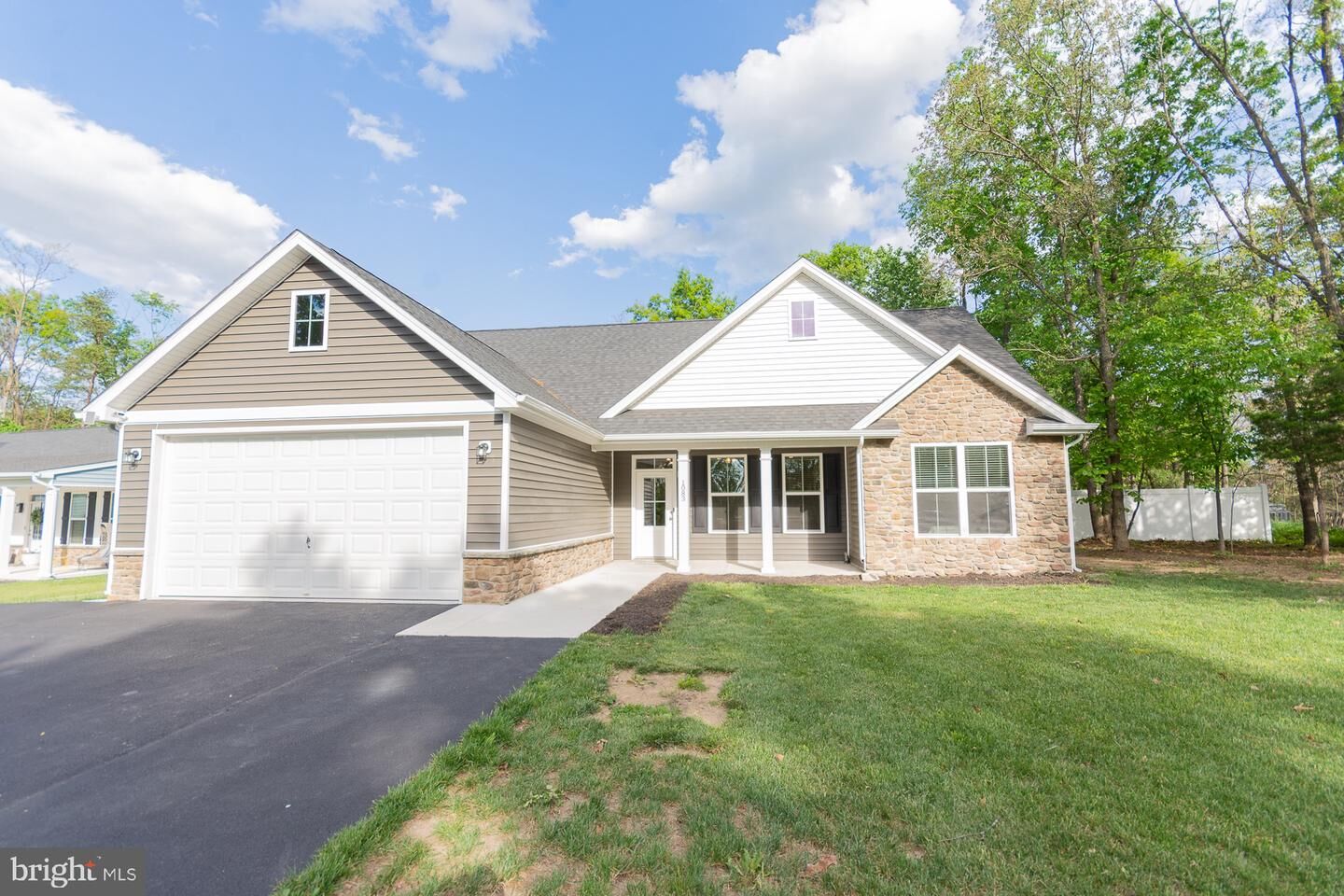 Property Photo:  1083 Nadenbousch Lane  WV 25405 