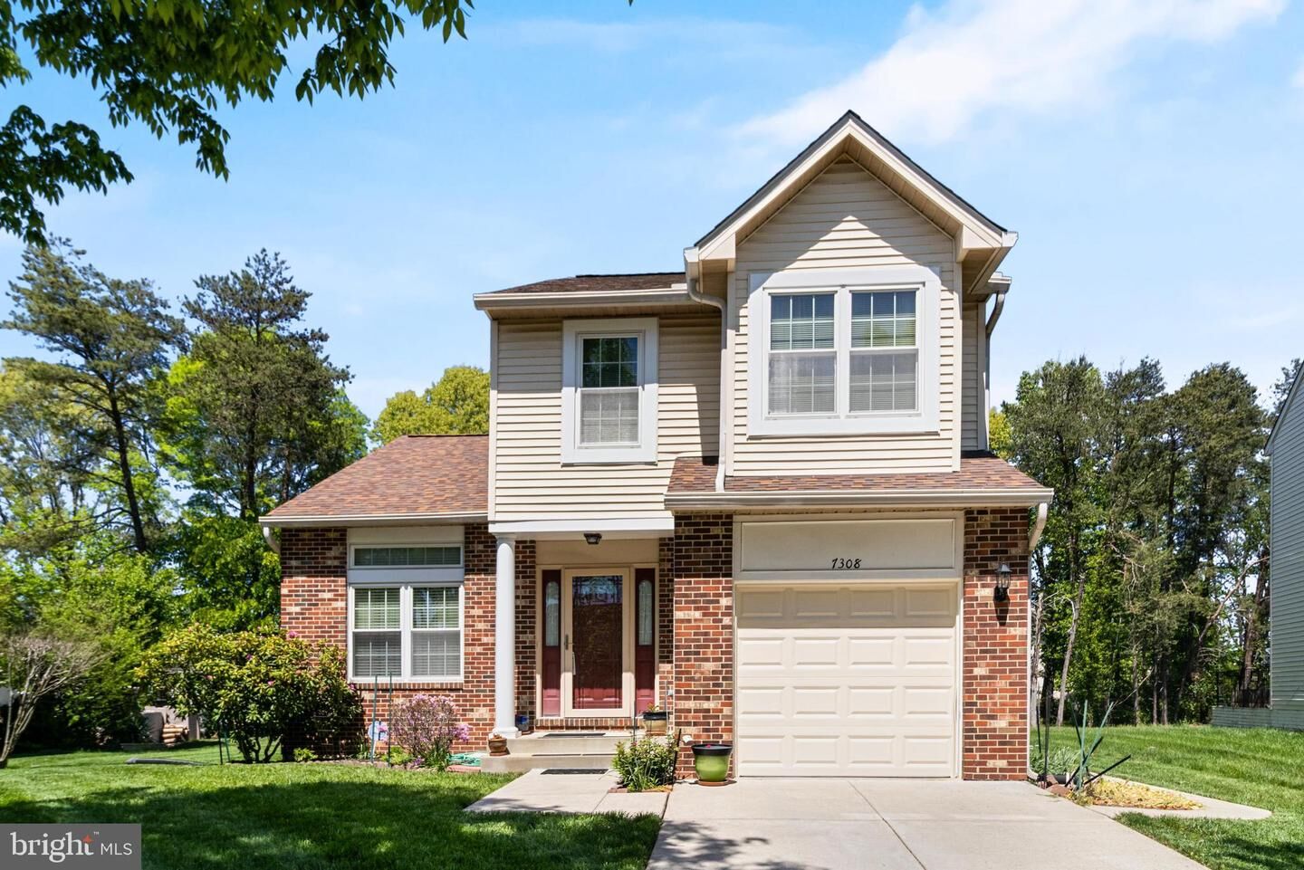 Property Photo: 7308 Seawood Court MD 20735