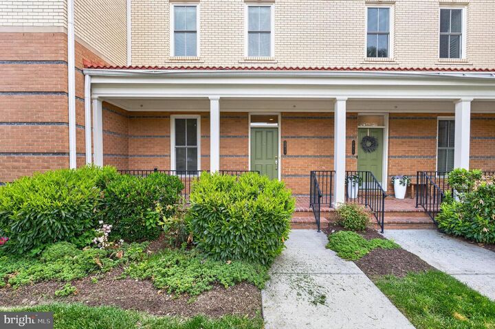 Property Photo: 2413 Conoy Street VA 22301