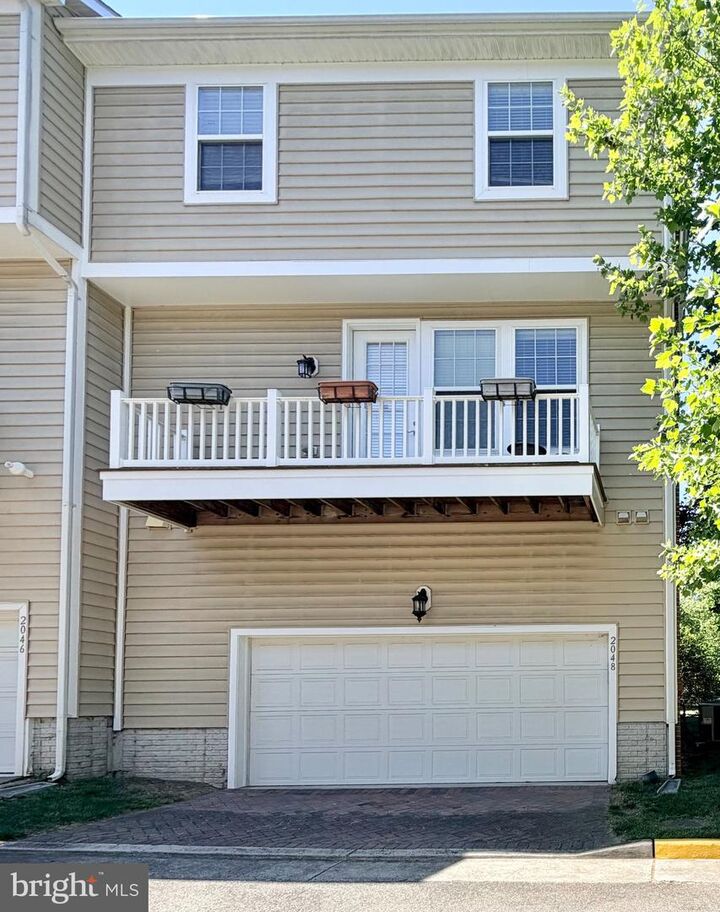 Property Photo:  2048 Blunt Lane  VA 22303 
