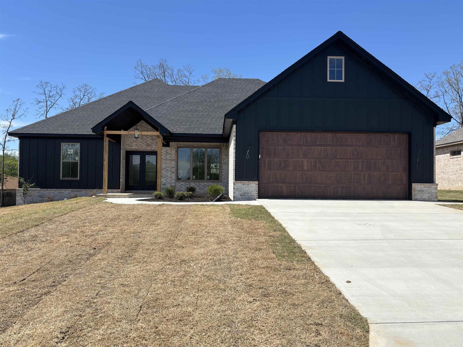 Property Photo:  740 Grand Valley Loop  AR 72007 