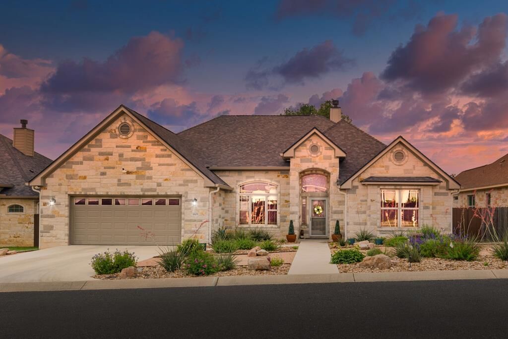 Property Photo:  1605 Timberwood Dr  TX 78624 