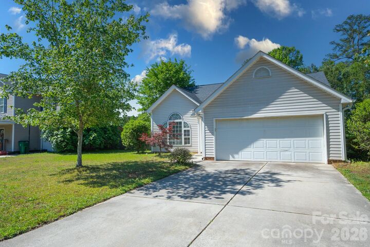 Property Photo:  1110 Newfound Hollow Drive  NC 28214 