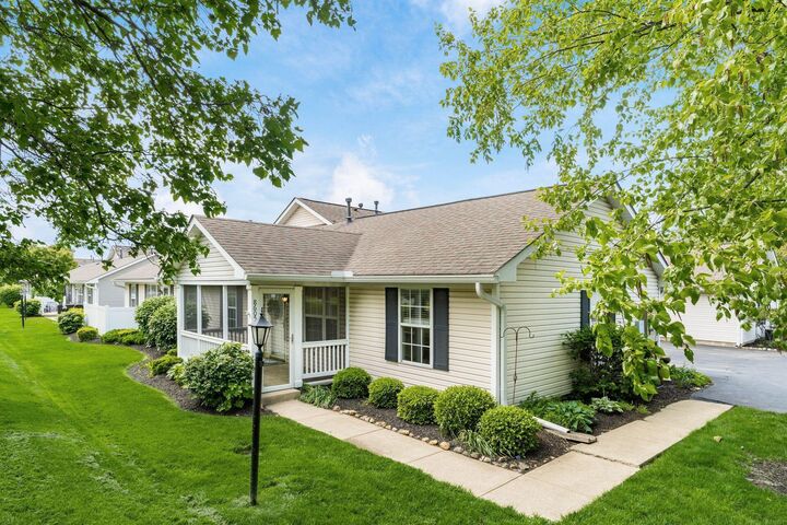 Property Photo:  8605 Victoria Meadow Lane  OH 43068 