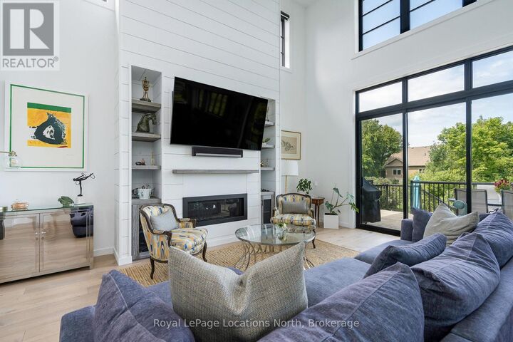 Property Photo:  49 Stanley Street  ON L9Y 0G7 