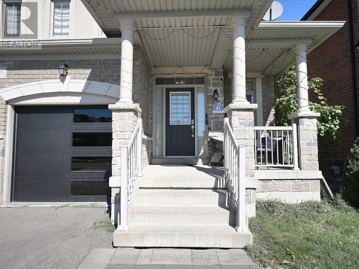 Property Photo:  55 Apple Valley Way East  ON L5P 3R5 
