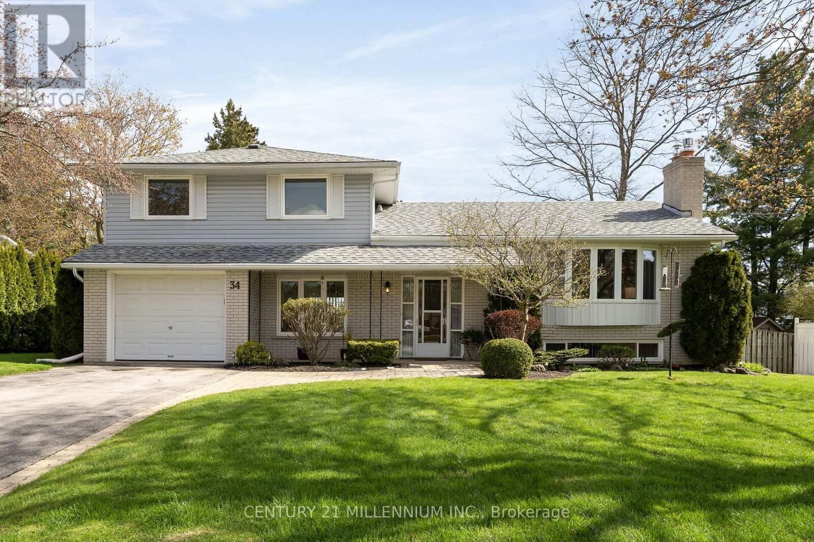 Property Photo:  34 Millwood Road  ON N0B 1T0 