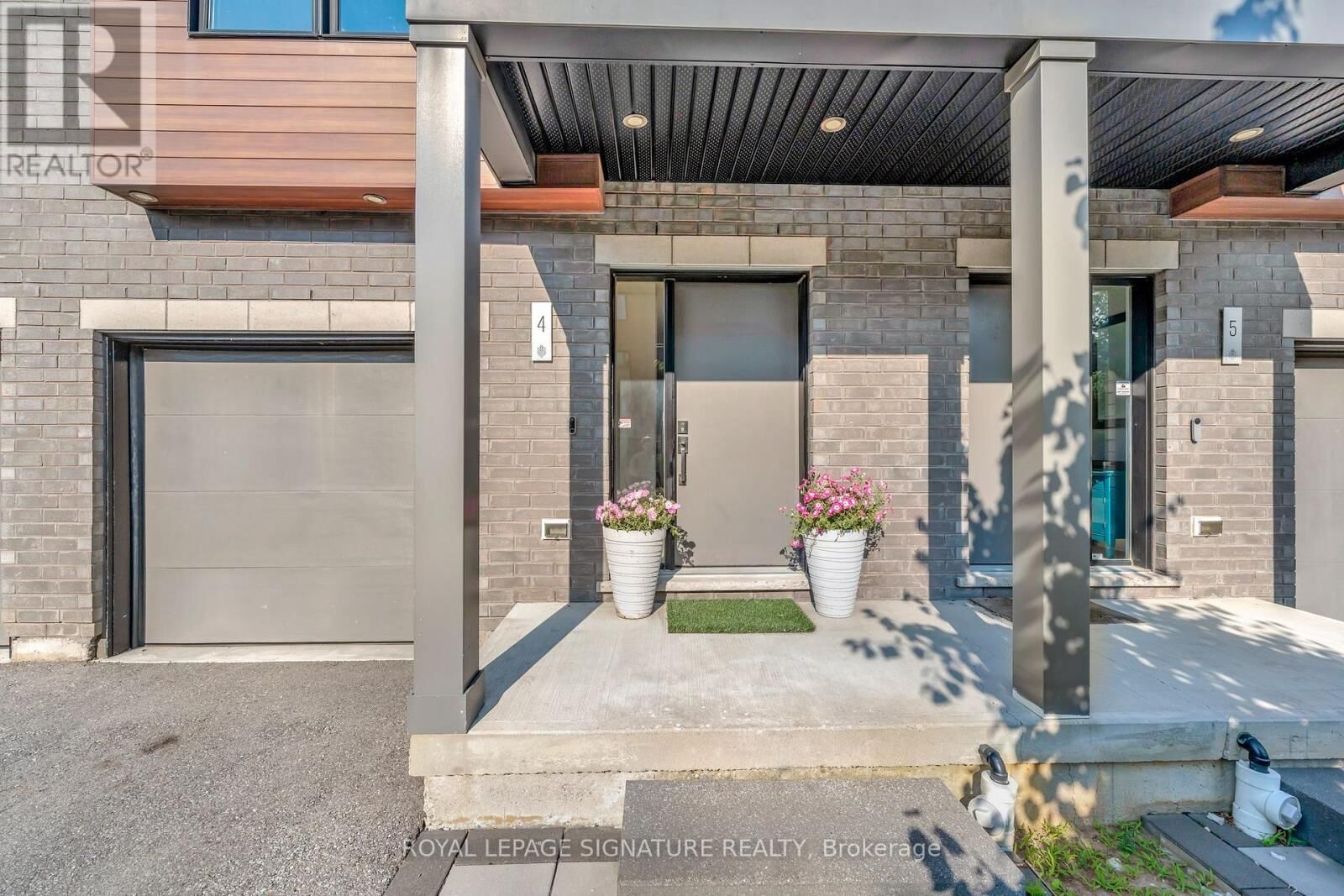 Property Photo:  107 Concession Street 4  ON N1R 0C1 