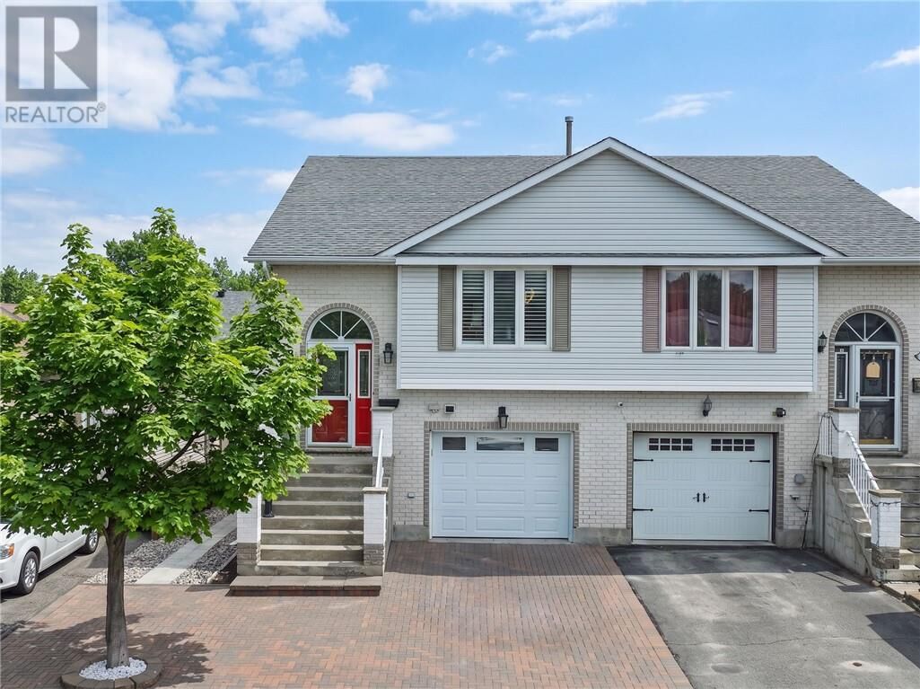 Property Photo:  58 Oakdale Street  ON P3E 1L9 