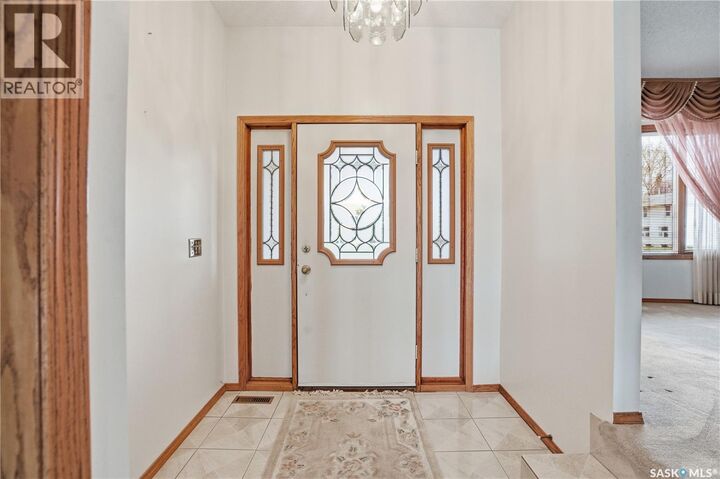 Property Photo:  238 S Avenue N  SK S7L 2Z8 