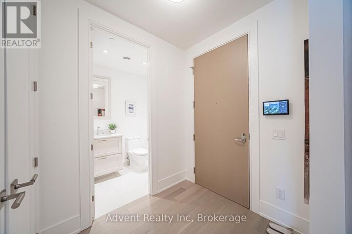 Property Photo:  397 Royal Orchard Boulevard 103  ON L3T 0H3 