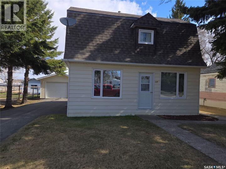 Property Photo:  706 Main Street  SK S0G 2S0 