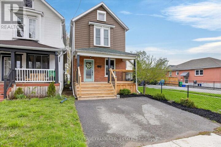 Property Photo:  500 Chamberlain Street  ON K9J 4L5 