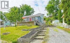 61 Bradley Street — photo 1