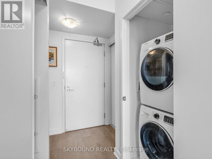 Property Photo:  2 Sonic Way 1910  ON M3C 0P2 