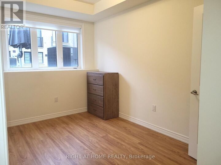Property Photo:  56 Singhampton Road  ON L4H 5J6 