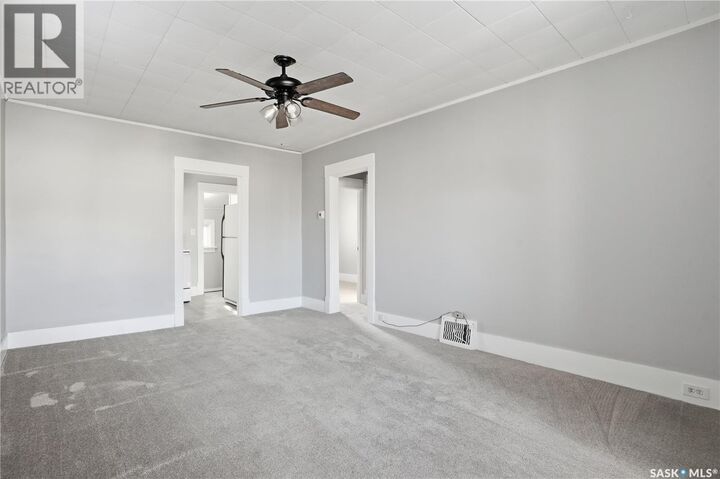 Property Photo:  1008 Retallack Street  SK S4T 2H3 
