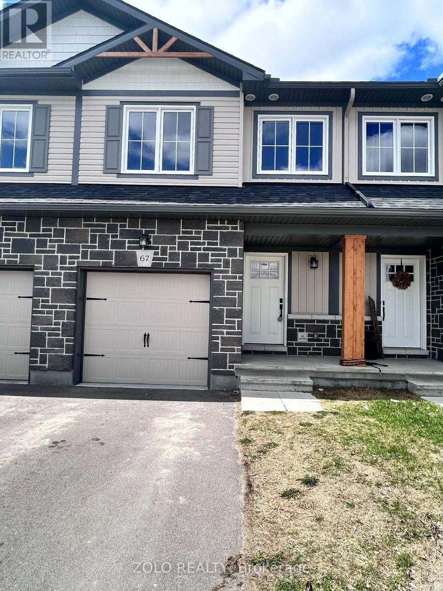 Property Photo:  67 Whitcomb Crescent  ON K7A 0C1 