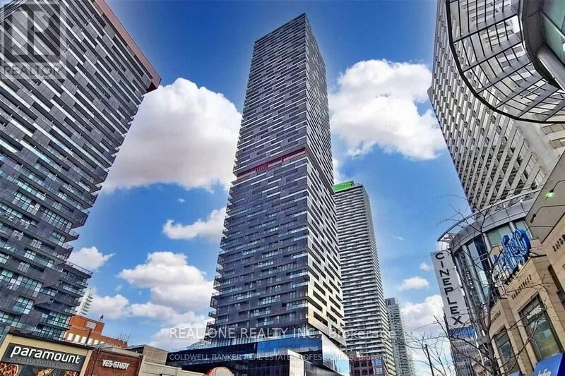Property Photo:  8 Eglinton Avenue East 2209  ON M4P 0C1 