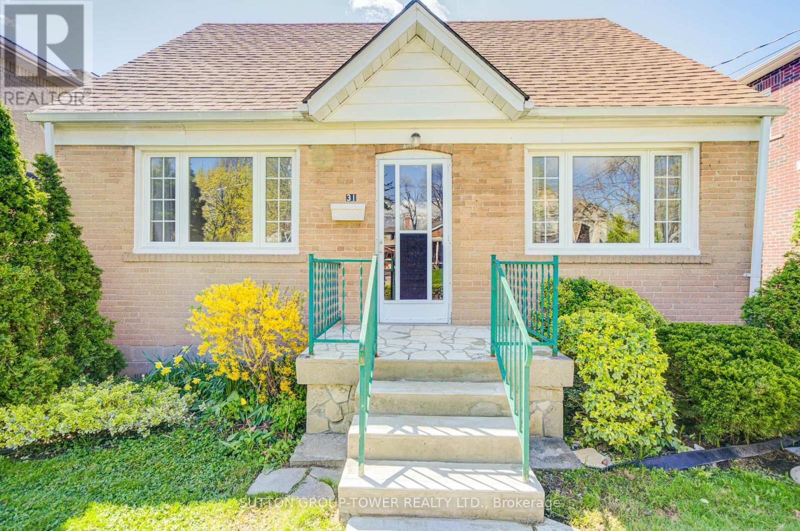 Property Photo:  31 Melody Road  ON M9M 1C9 