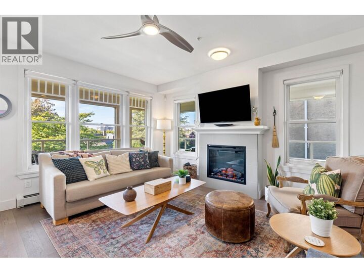 Property Photo:  244 East 5th Street 1 &Amp 2  BC V7L 1L7 