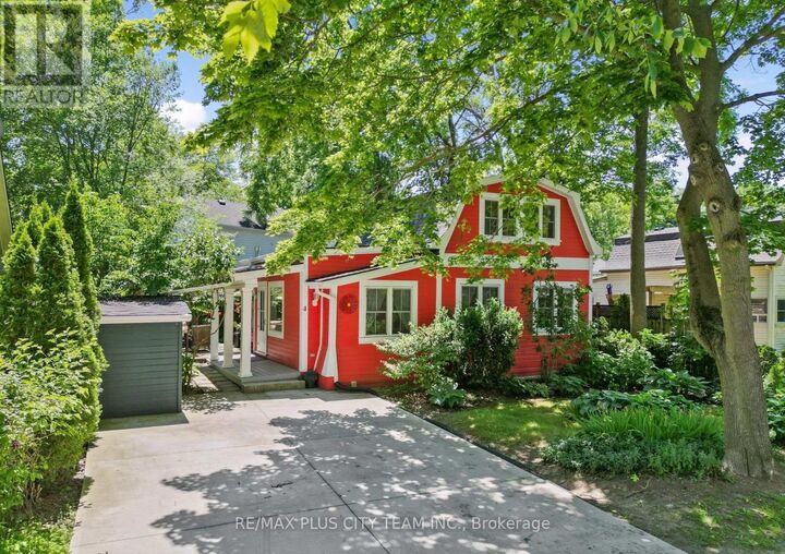 Property Photo:  4 Wyckliffe Avenue  ON L0S 1J0 