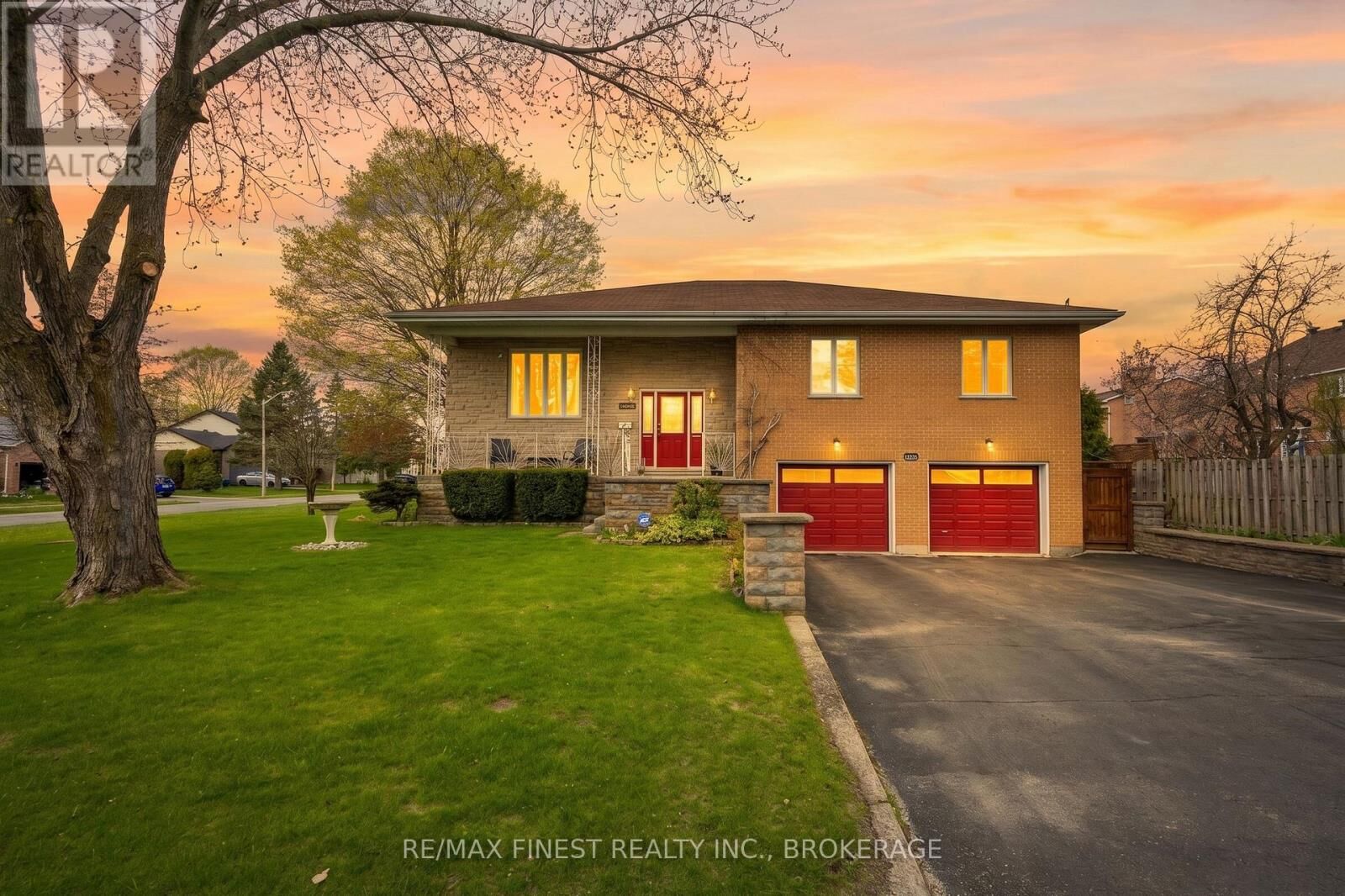 Property Photo:  895 Nottinghill Avenue  ON K7P 2B4 