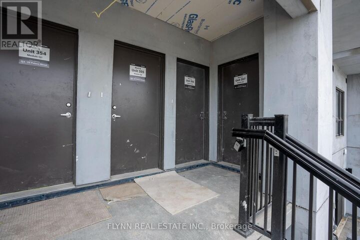 Property Photo: 25 Palace Street Q6 ON N2E 3M6