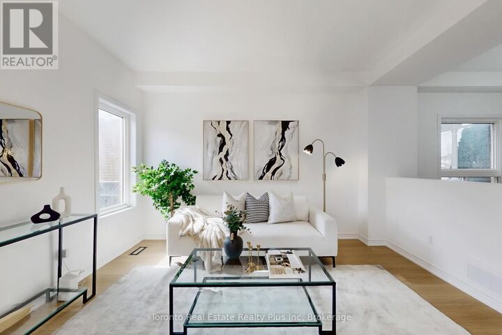Property Photo:  1303 Macinally Court  ON L1K 0B6 