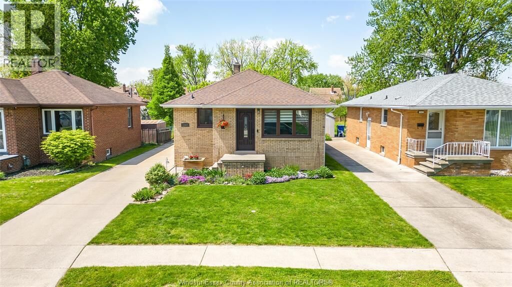 Property Photo:  1347 Bernard Road  ON N8Y 4K2 