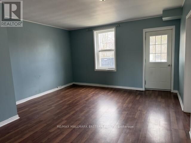 Property Photo:  5 George Street East  ON K9V 1W2 