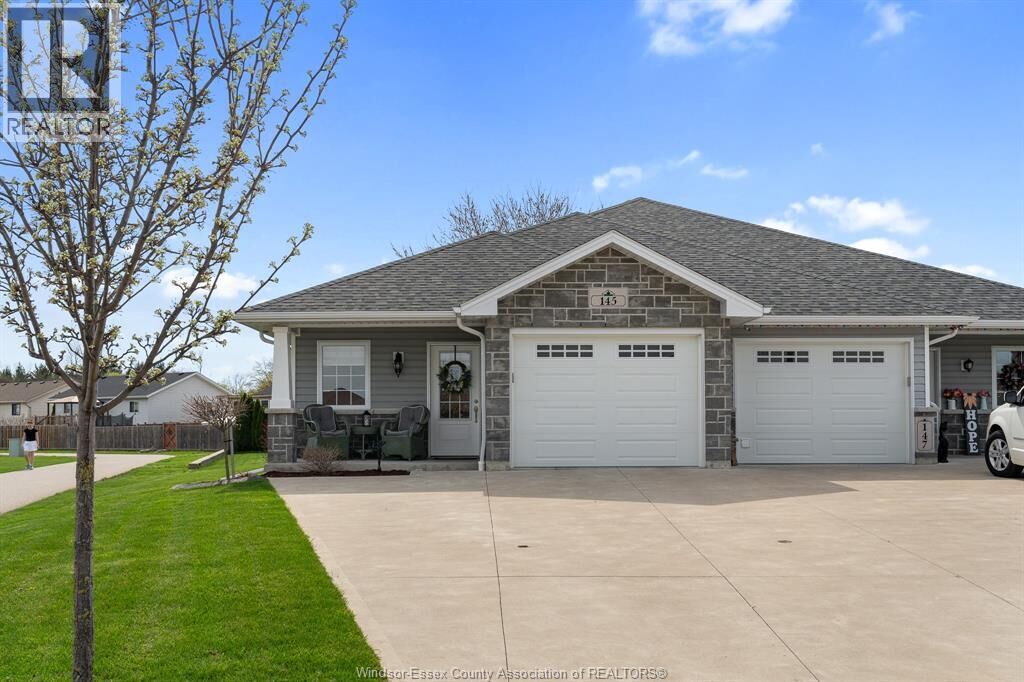 Property Photo:  145 Meadowview Avenue  ON N9V 0E9 