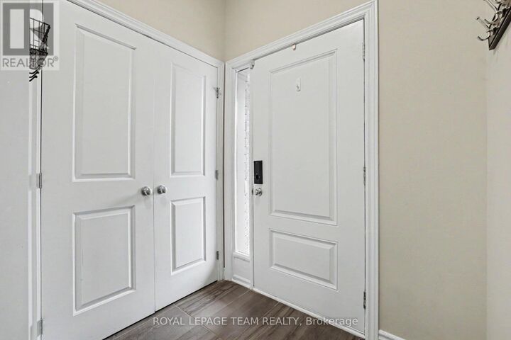 Property Photo:  293 Fergus Crescent  ON K2J 3L7 