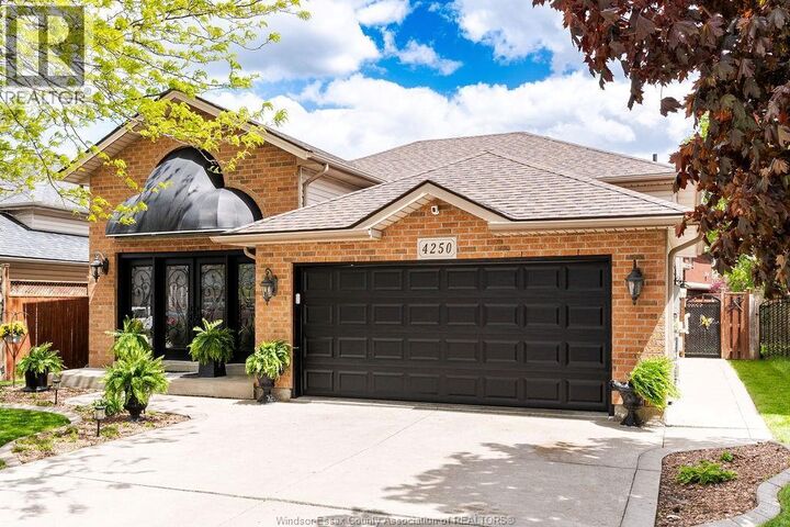 Property Photo:  4250 Canberra Avenue  ON N9G 3E8 
