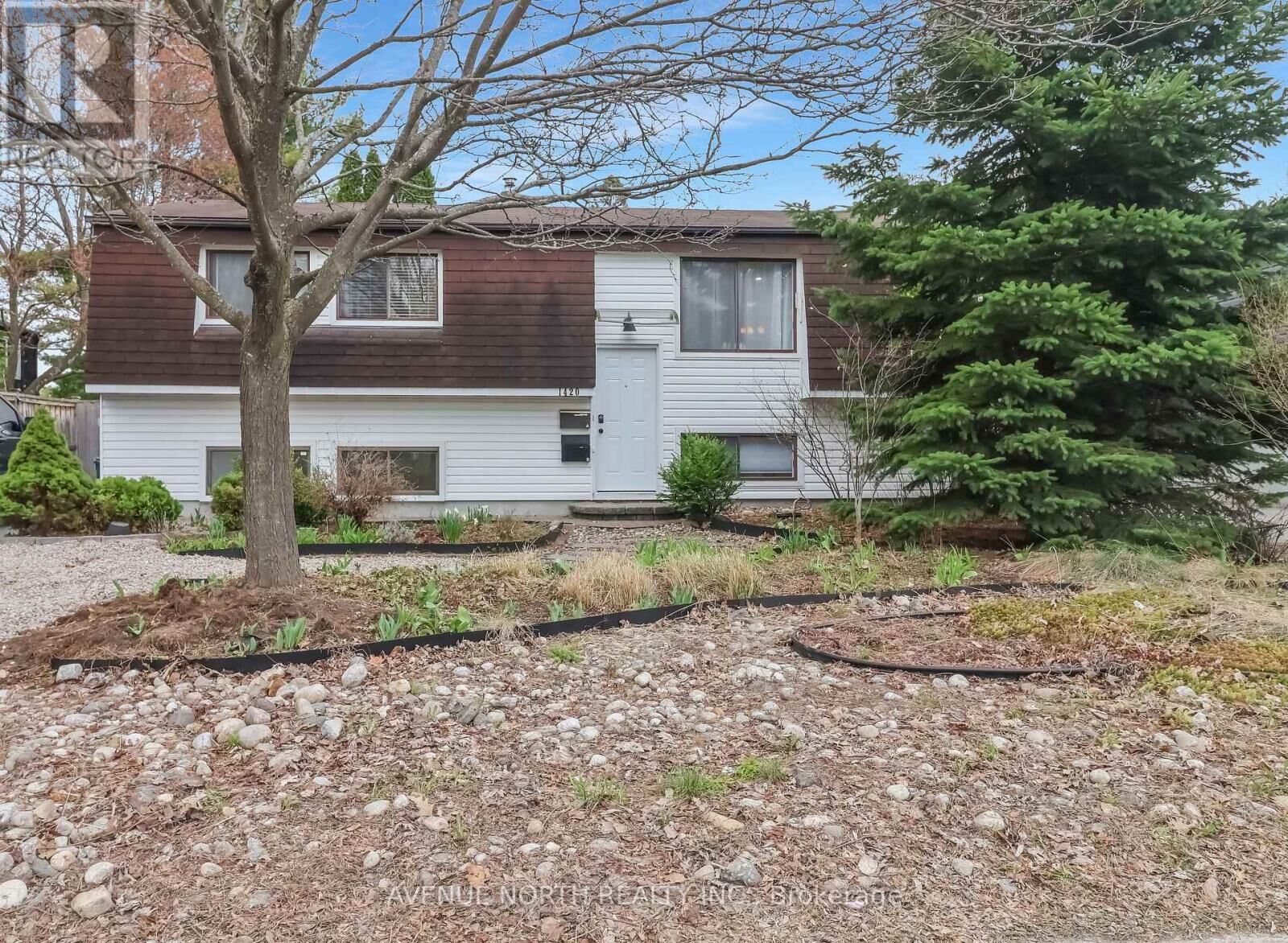 Property Photo:  1420 Matheson Road A  ON K1J 8B6 