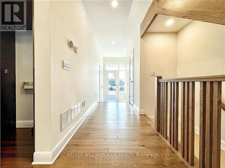 Property Photo:  56 Loggerhead Heights  ON K2T 0R9 