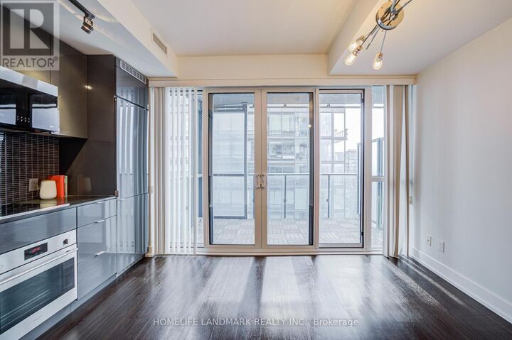 Property Photo:  7 Grenville Street 5302  ON M4Y 0E9 