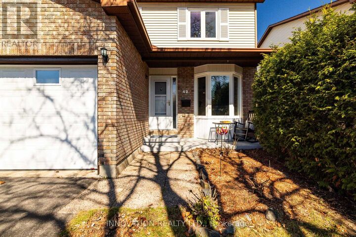Property Photo:  42 Liston Crescent  ON K2L 2W4 