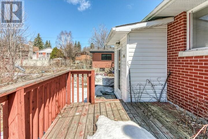 Property Photo:  729 Hillsdale Crescent  ON P3E 3S7 