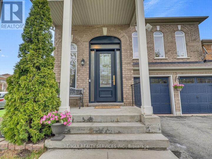 Property Photo:  13 Mistycreek Crescent  ON L7A 3E8 