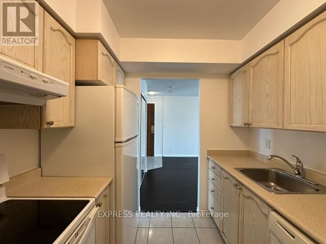 Property Photo:  1 Pemberton Avenue 1909  ON M2M 4L9 
