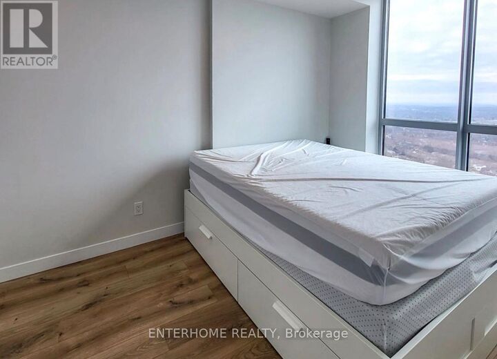 Property Photo:  60 Frederick Street 3401  ON N2H 0C7 