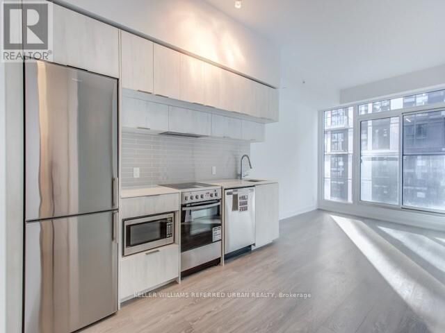 Property Photo:  181 Dundas Street East 3601  ON M5A 0N5 