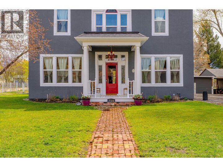 Property Photo:  2326 Garcia Street  BC V1K 1B8 