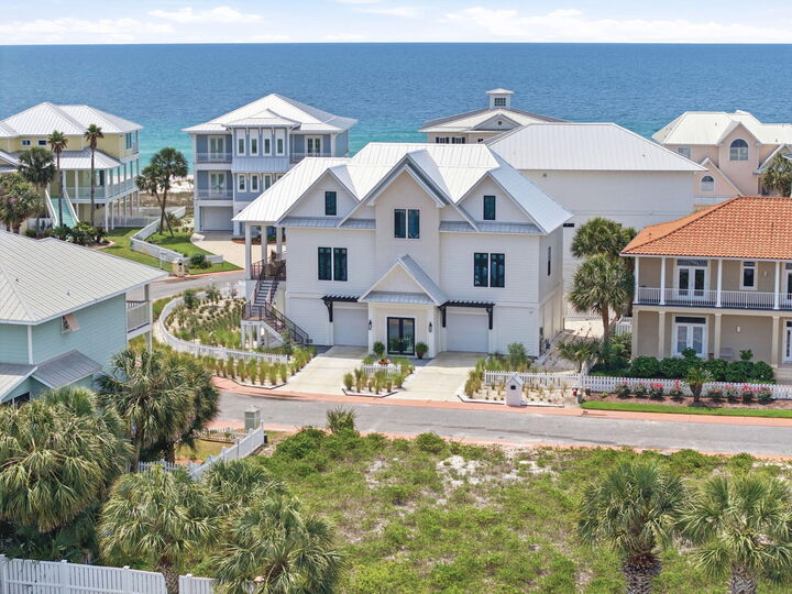 Property Photo:  1245 Parasol Place  FL 32507 