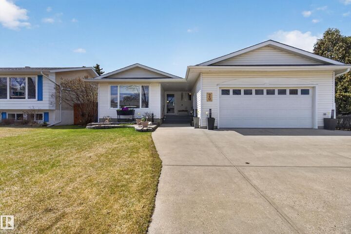 Property Photo:  20 Rosewood Drive  AB T8A 2H2 