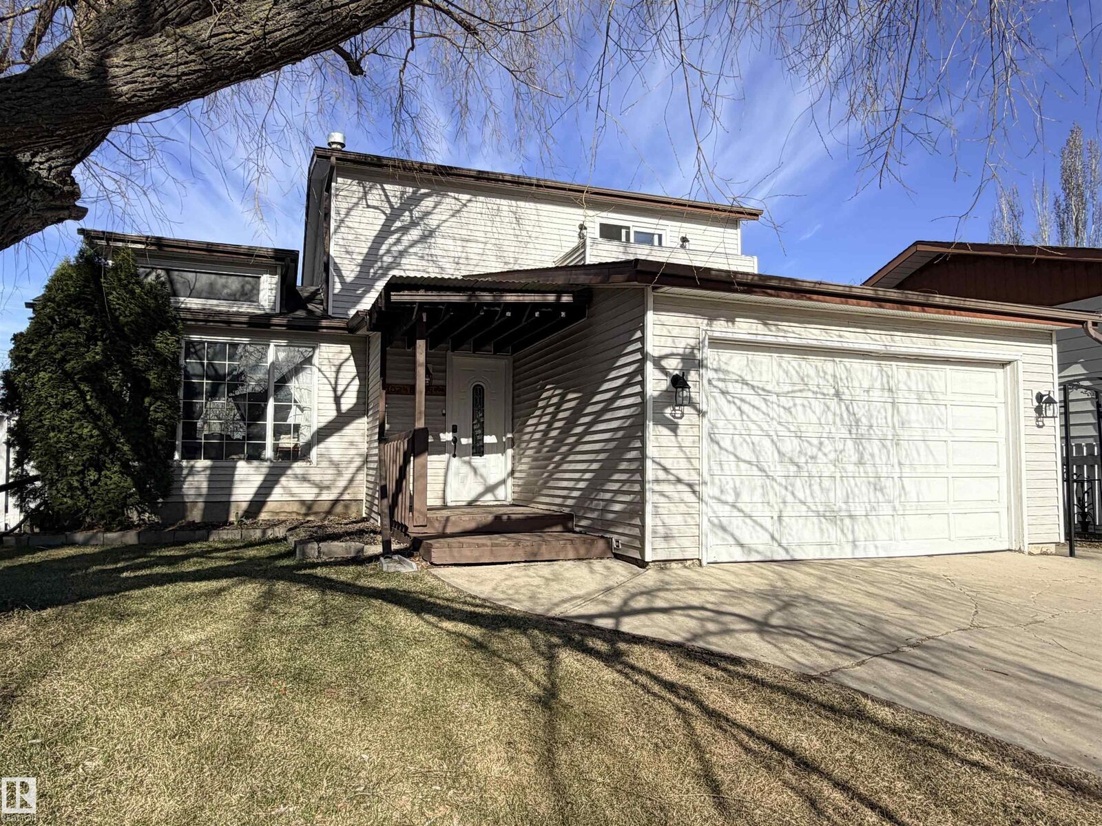 Property Photo:  10248 109 Avenue  AB T7P 1H1 