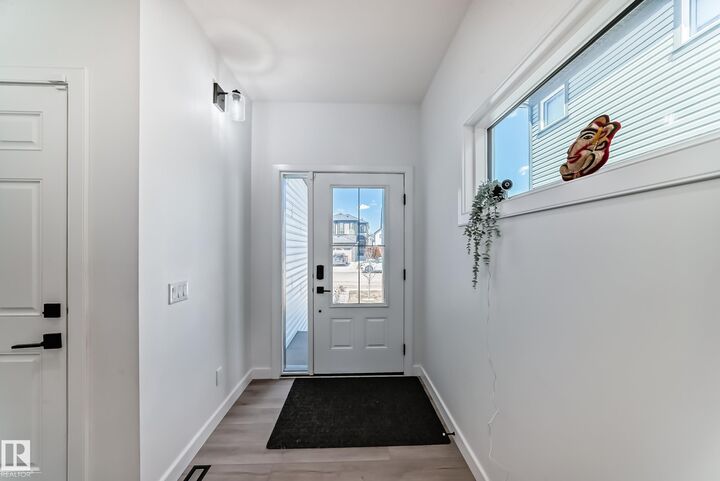 Property Photo:  3247 Chernowski Way SW  AB T6W 5H2 